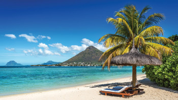 Mauritius is offering free vaccine to long-term travellers