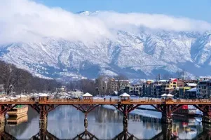 KASHMIR DELUXE 4 NIGHTS 5 DAYS PACKAGE