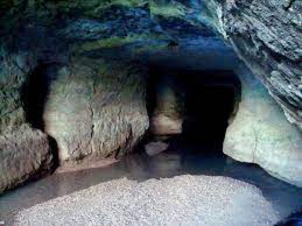 Siju Caves