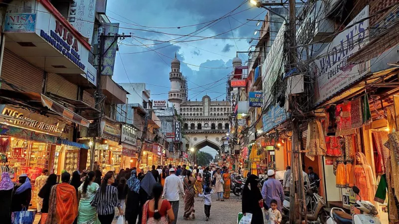 Pamper yourself at Laad Bazaar