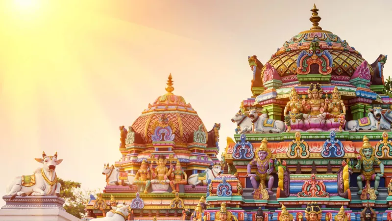 Top 5 Places to Visit in Tamil Nadu