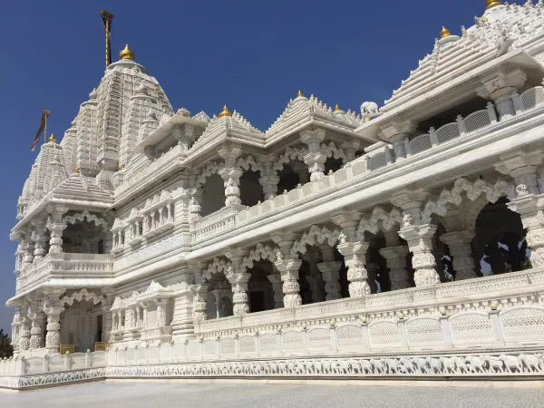 Get Spiritual at Manilaxmi Jain Tirth