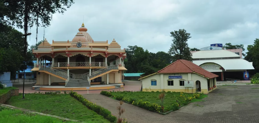 Take a spiritual tour at Shri Ramakrishna Ashram