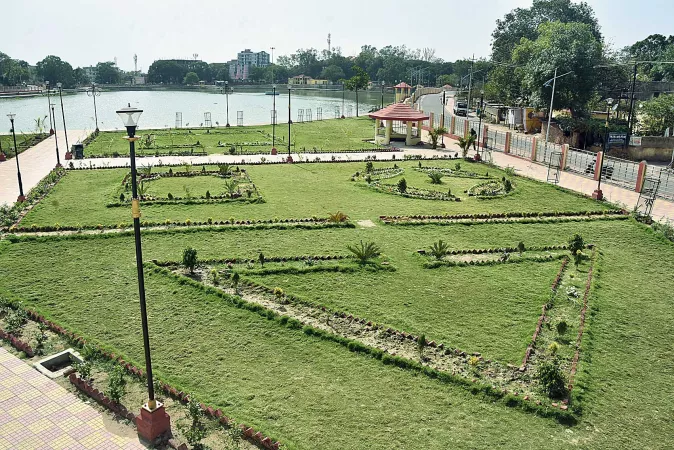 Feel the tranquillity at Rajendra Sarovar Park