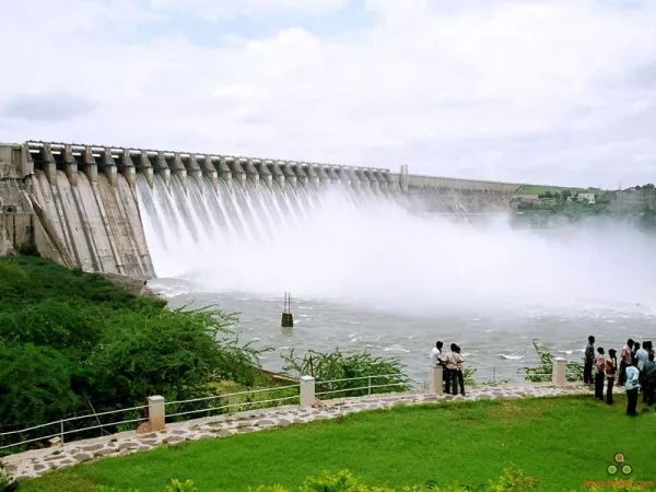 4. Feel the calmness at the Bhavanisagar Dam