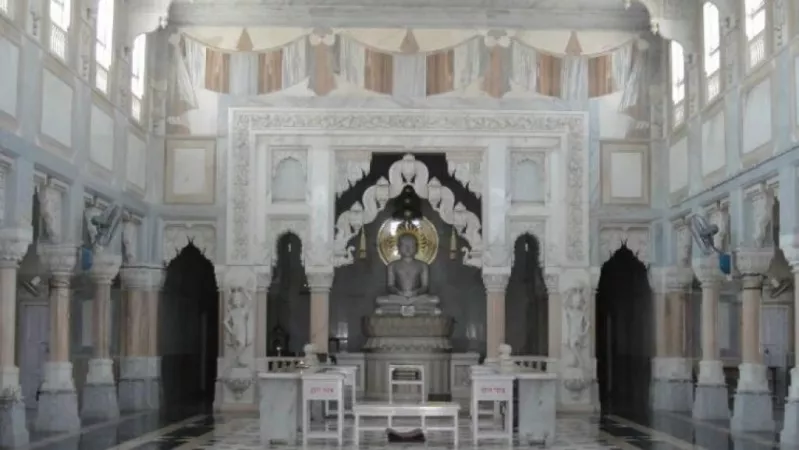 Pay your homage at the Mahaveer Digambar Jain Temple