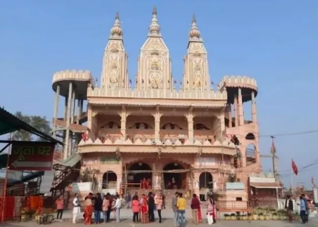 Pay your homage at the Vaishno Devi Temple