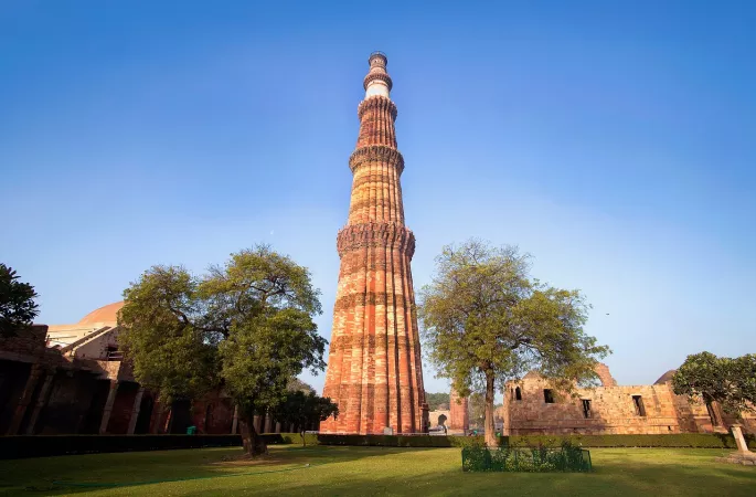 3. Qutab Minar