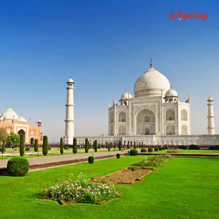 1. Agra: 