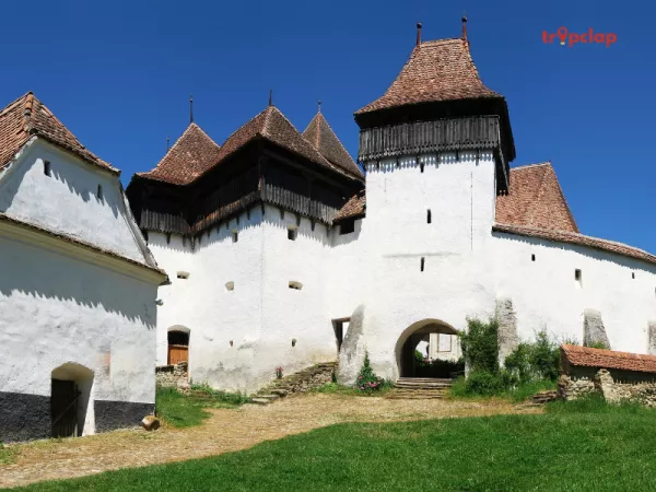  Viscri - A Traditional Saxon Village