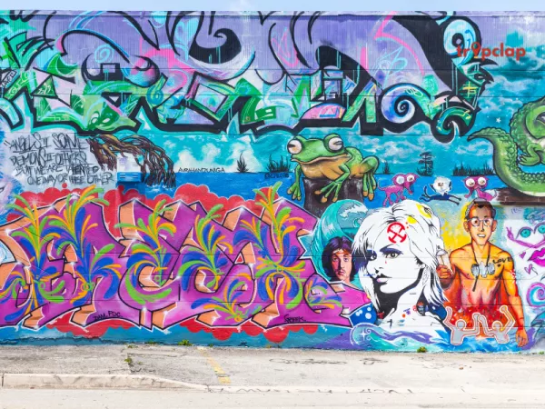 Explore the Street Art