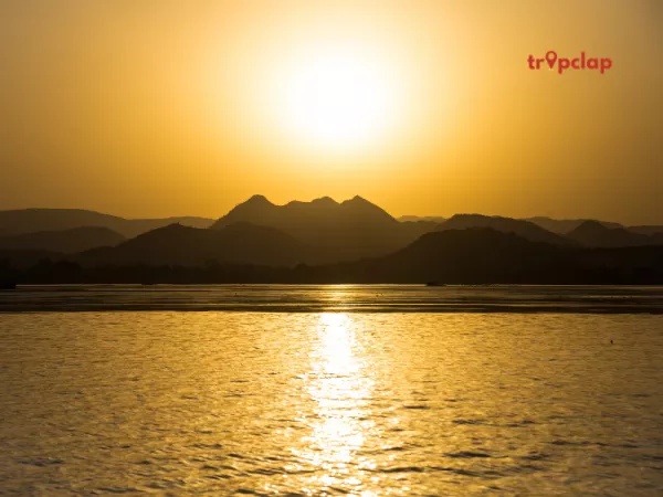 Day 2: Get Mesmerized by the Beauty of Lake Pichola