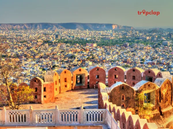 6. Jaipur: The Pink City (Distance: 273 km from Delhi)