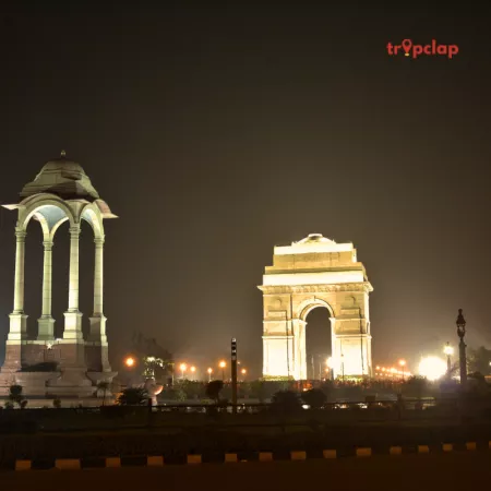 Places to visit in Delhi with family at night
