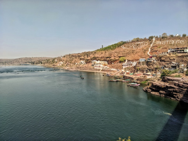 Serene Omkareshwar Jyotirlinga 